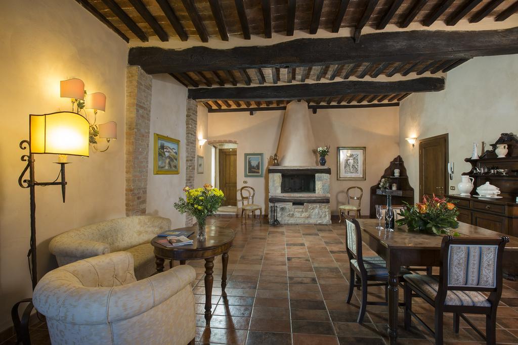 Camere Dentro Il Castello Монтериджоні Екстер'єр фото