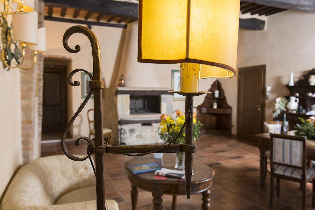 Camere Dentro Il Castello Монтериджоні Екстер'єр фото