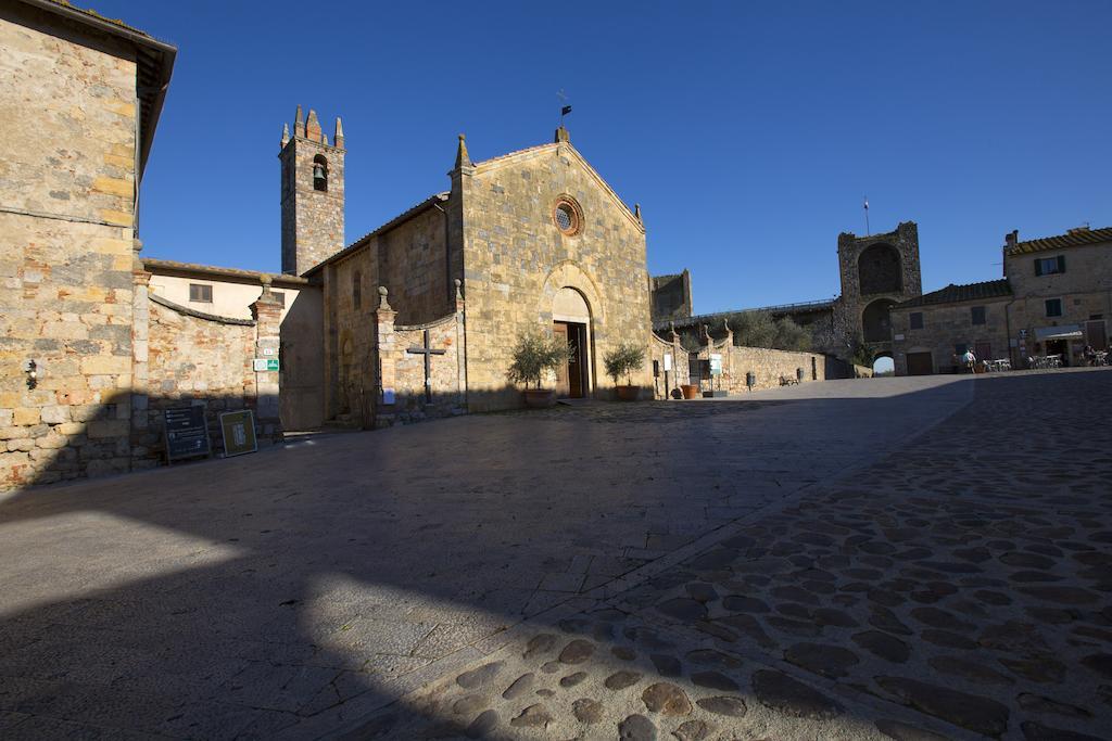 Camere Dentro Il Castello Монтериджоні Екстер'єр фото